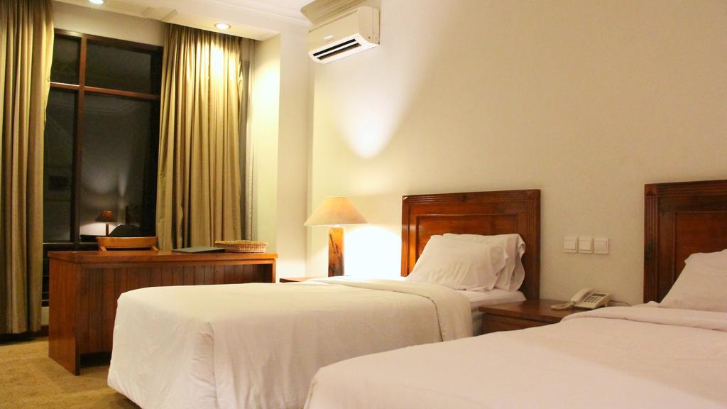 Mesra Business & Resort Hotel Samarinda Exteriér fotografie