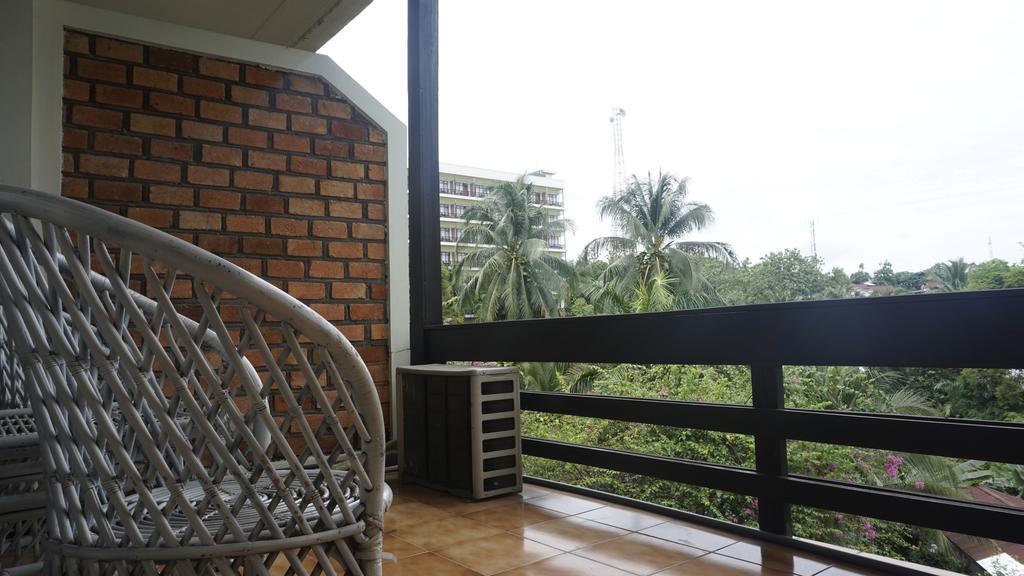 Mesra Business & Resort Hotel Samarinda Exteriér fotografie